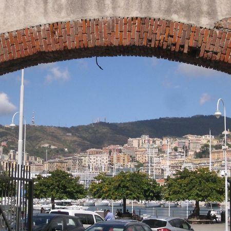 Una Porta Sul Porto Antico Генуа Екстериор снимка